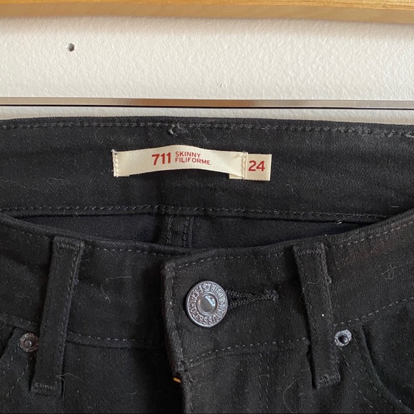 Levi’s 711 Skinny Jeans - Picture 2 of 2